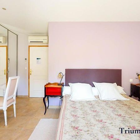 Relais De L'Alsou- Piscine Bed & Breakfast Labastide-en-Val ภายนอก รูปภาพ