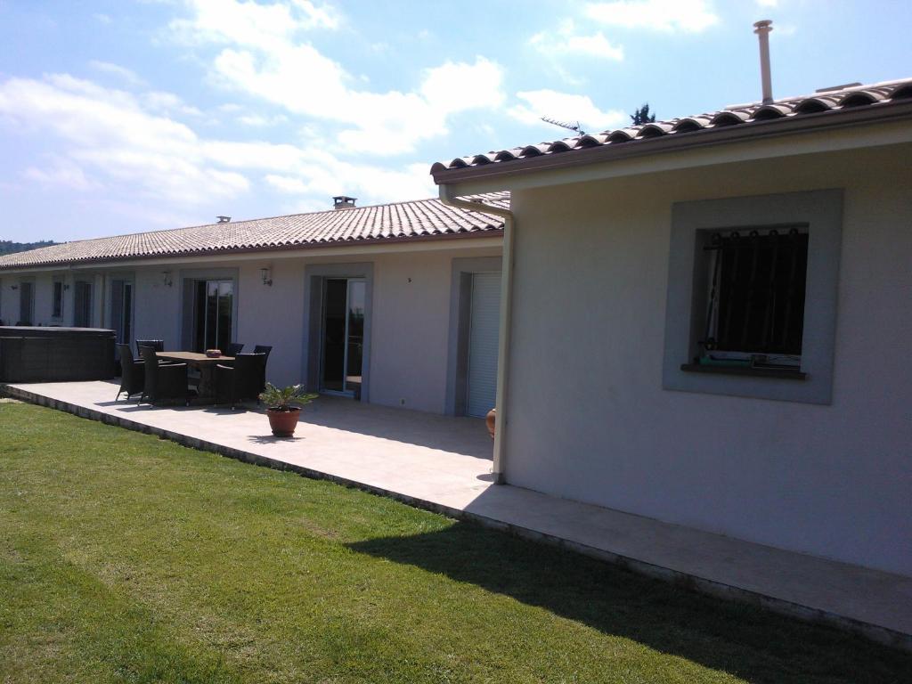Relais De L'Alsou- Piscine Bed & Breakfast Labastide-en-Val ภายนอก รูปภาพ