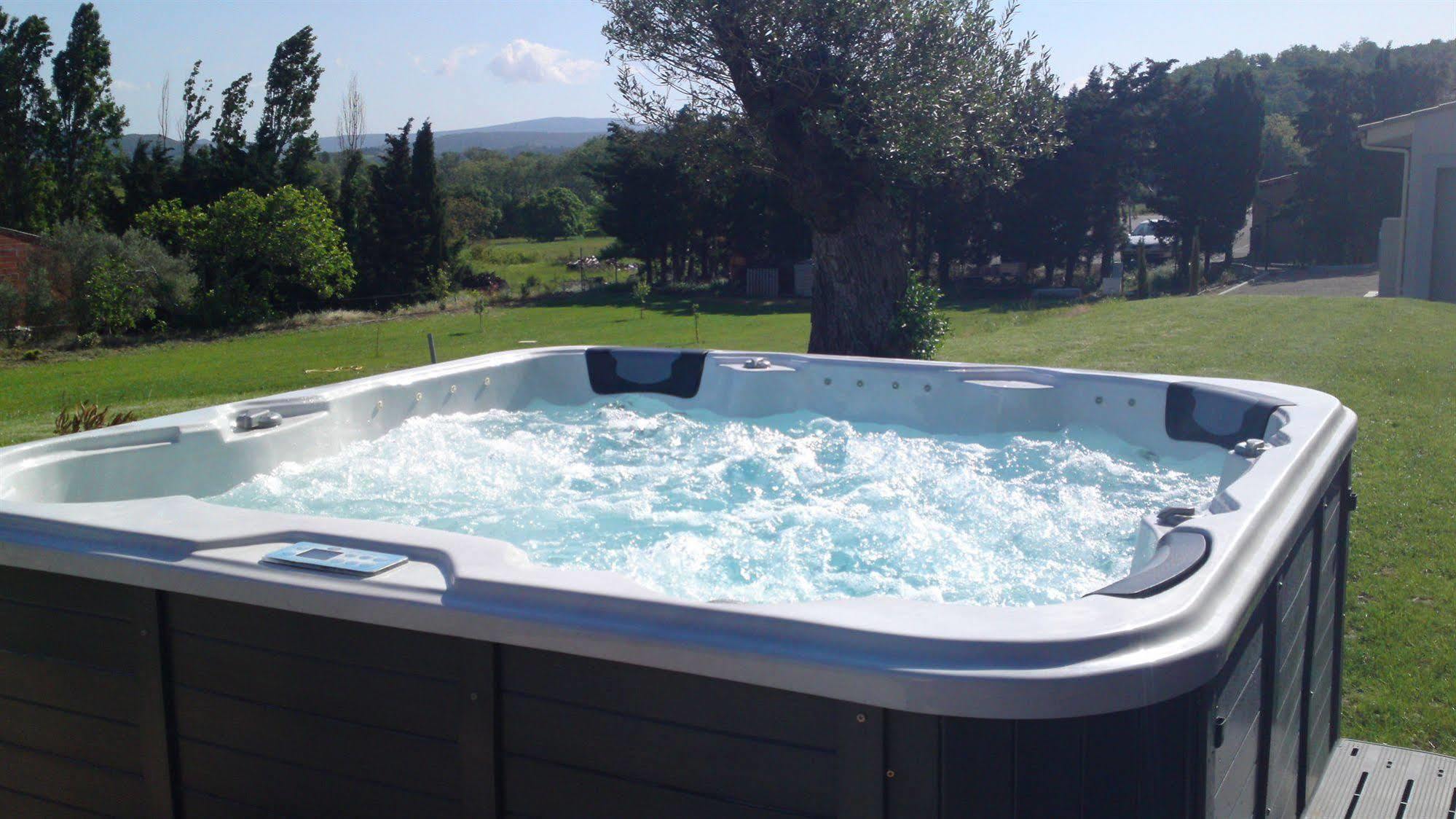 Relais De L'Alsou- Piscine Bed & Breakfast Labastide-en-Val ภายนอก รูปภาพ