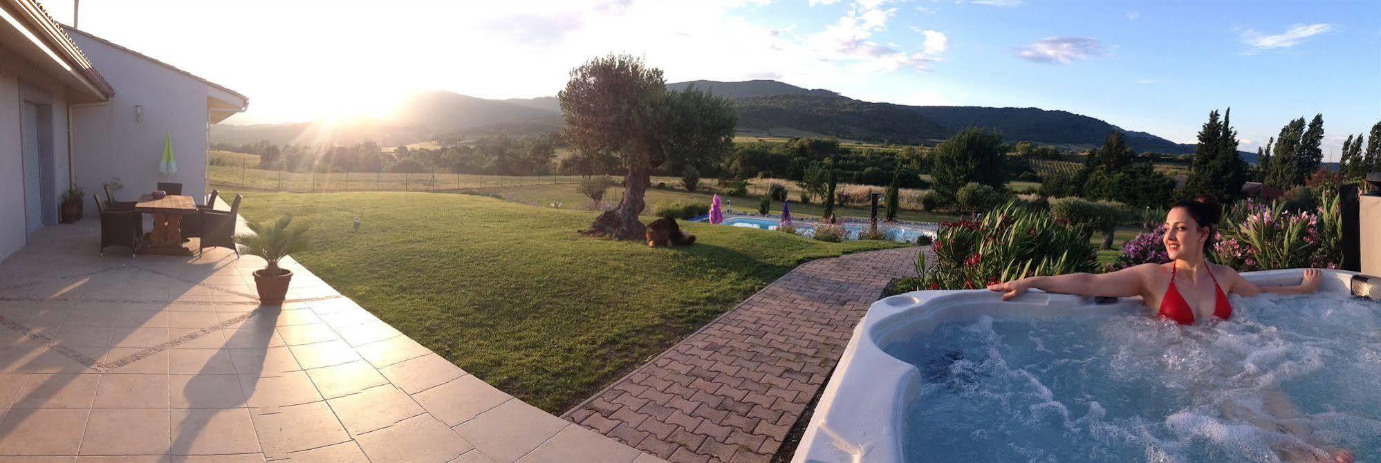 Relais De L'Alsou- Piscine Bed & Breakfast Labastide-en-Val ภายนอก รูปภาพ
